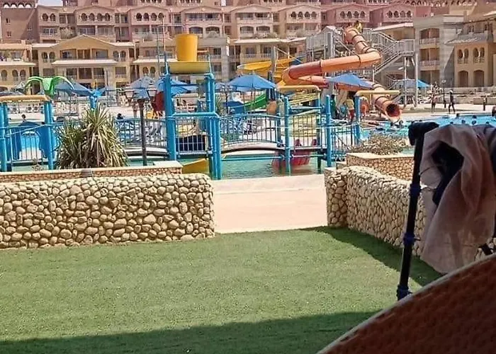 بورتو السخنه - كاريبين اكوا بارك اطفال وكبار مجانآ عائلات فقط شاليه عين السخنة